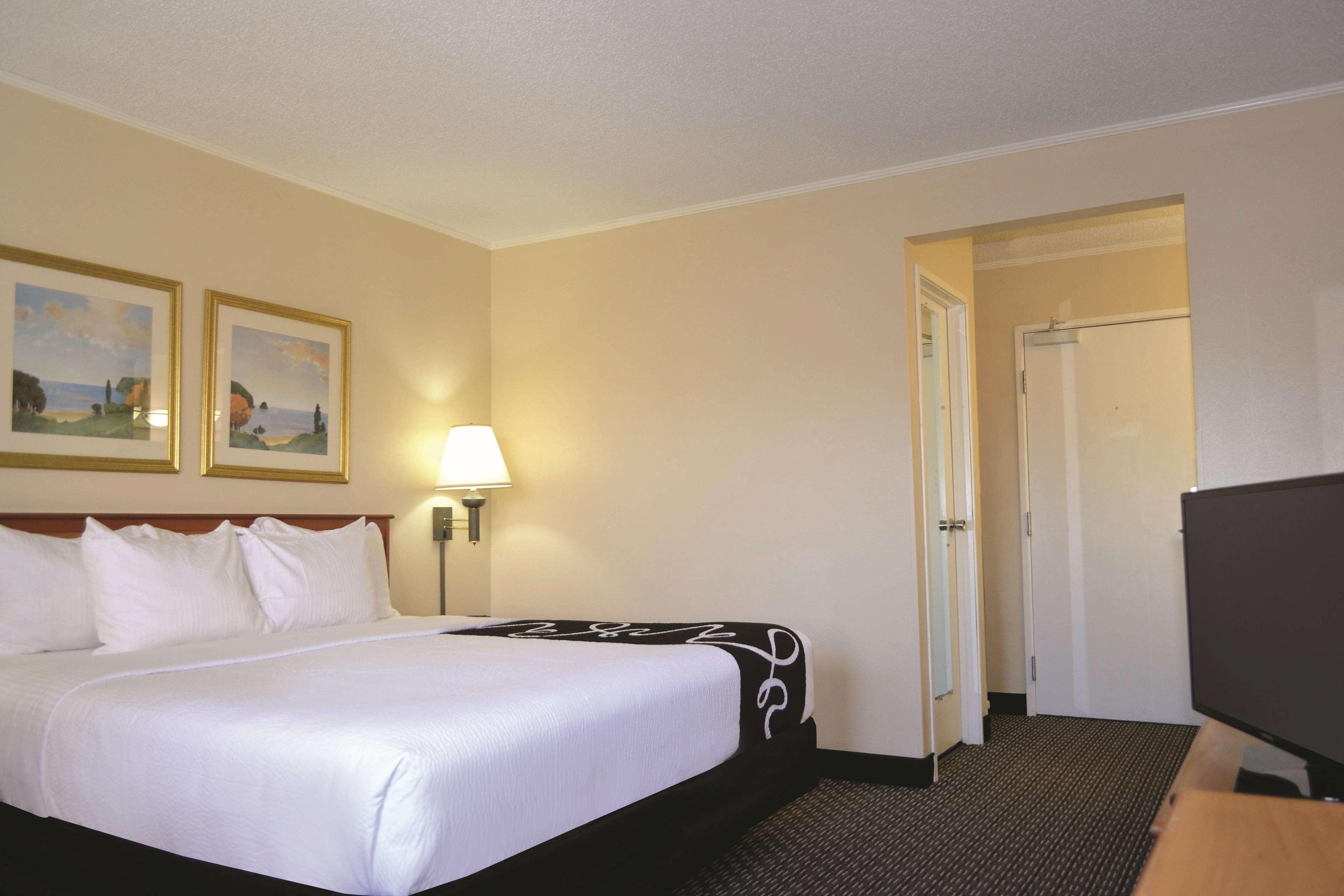 La Quinta By Wyndham Tampa Fairgrounds - Casino Hotell Mango Exteriör bild