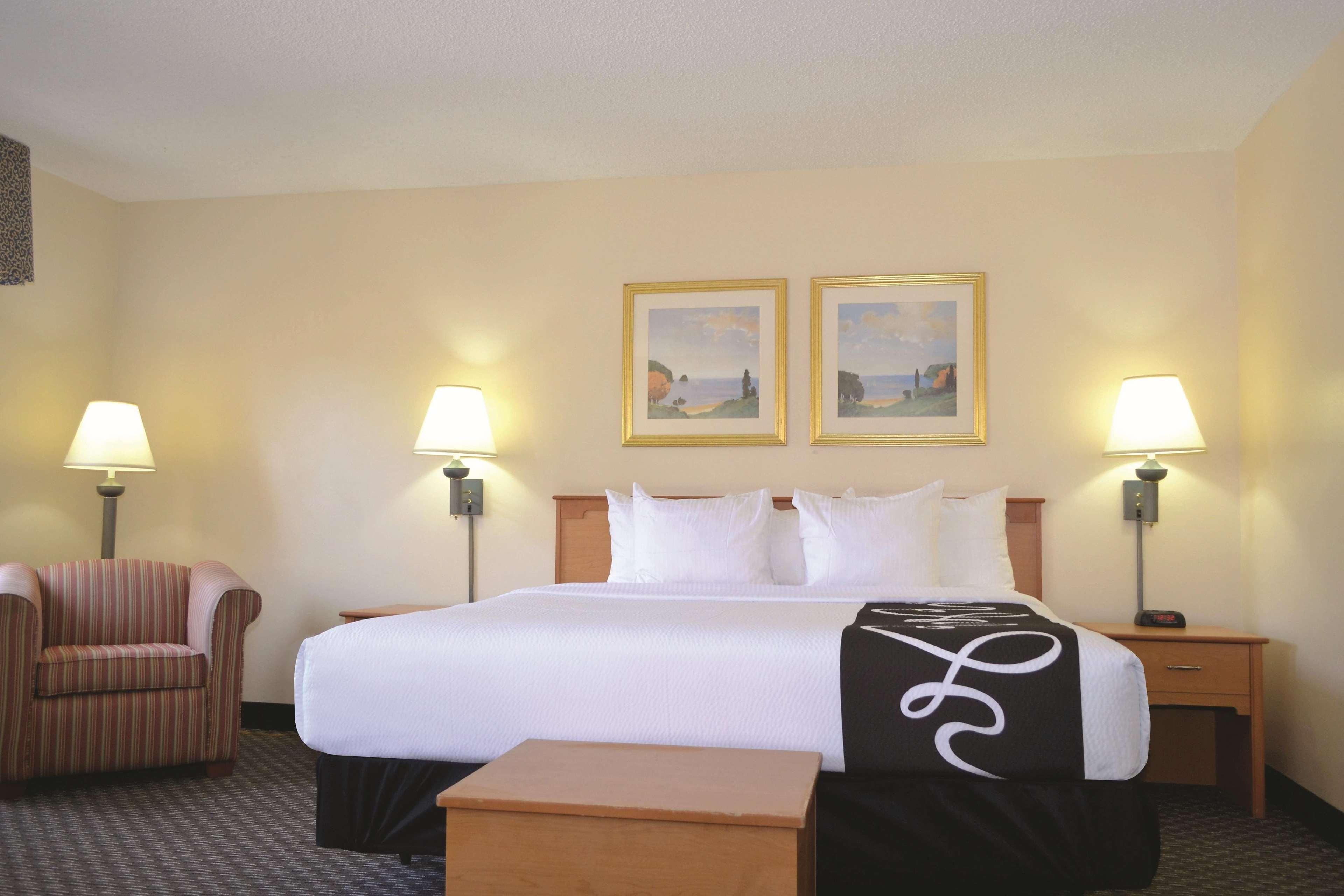 La Quinta By Wyndham Tampa Fairgrounds - Casino Hotell Mango Exteriör bild