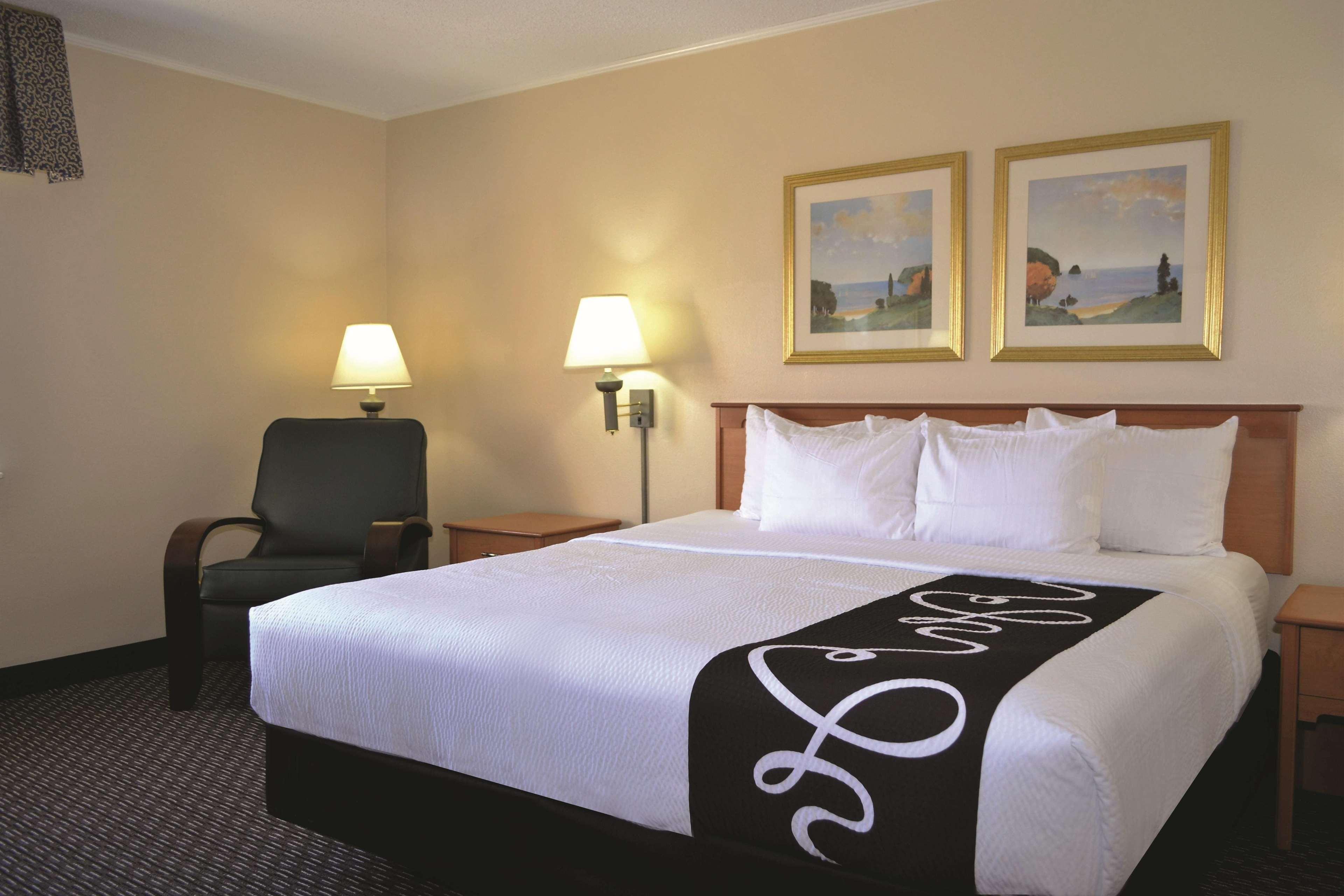 La Quinta By Wyndham Tampa Fairgrounds - Casino Hotell Mango Exteriör bild