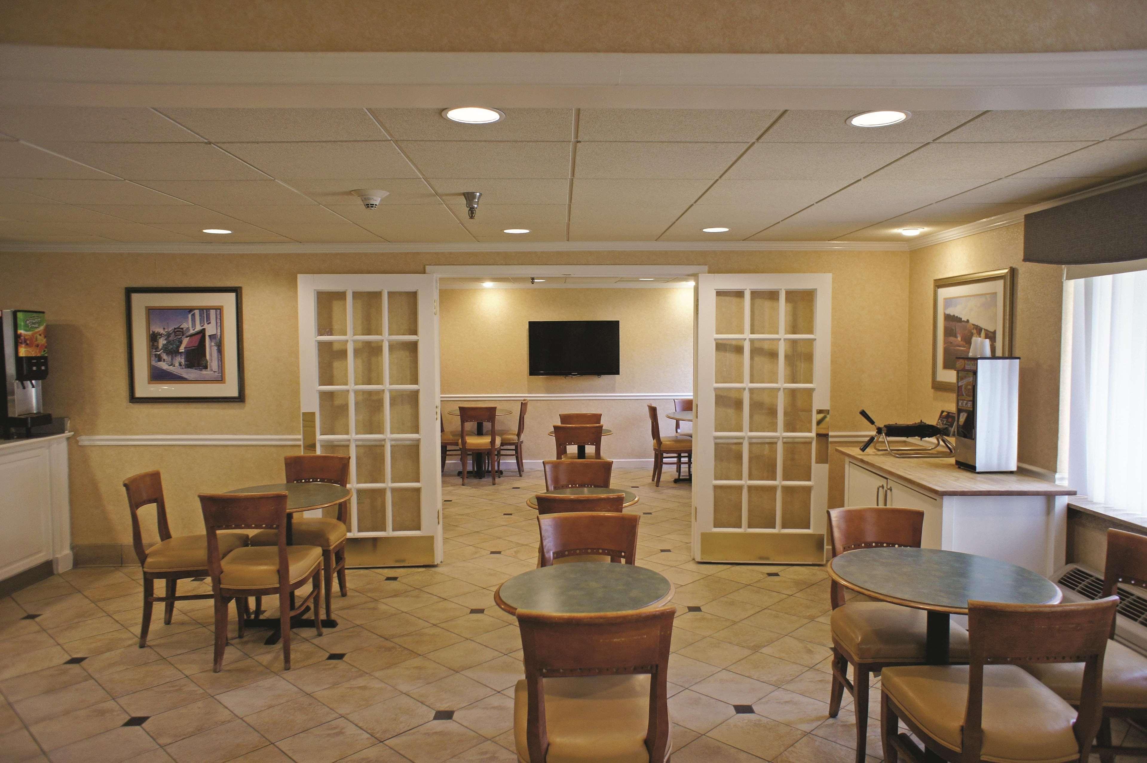 La Quinta By Wyndham Tampa Fairgrounds - Casino Hotell Mango Exteriör bild