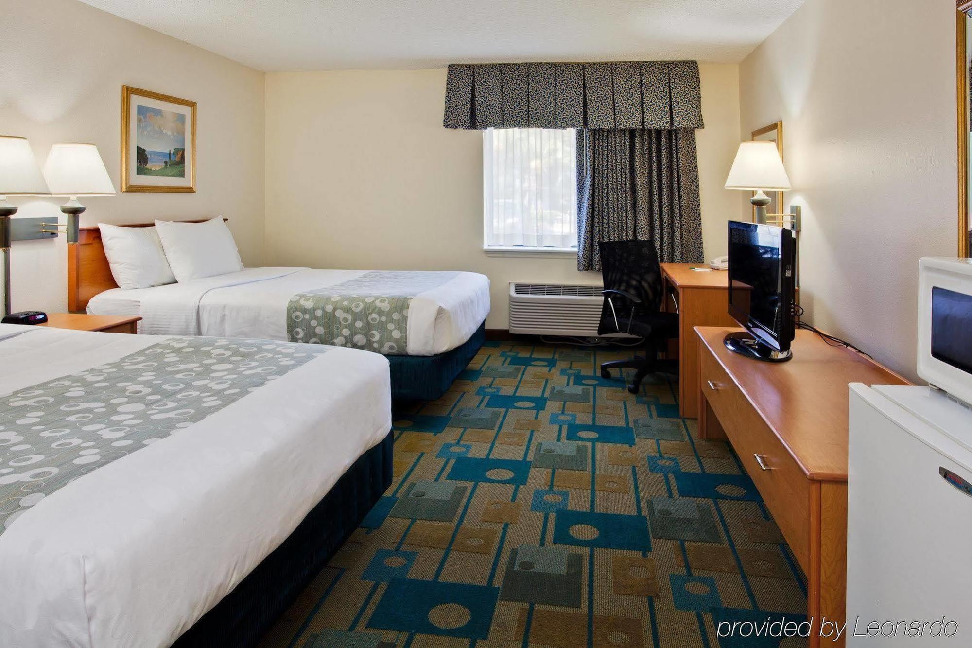La Quinta By Wyndham Tampa Fairgrounds - Casino Hotell Mango Exteriör bild